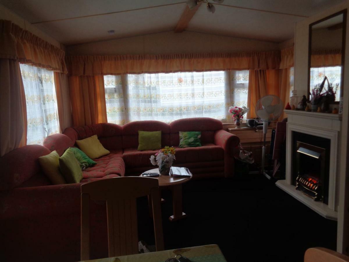 Mobil-Home Corinne Rastel -Le Domaine De Dugny Onzain Exterior photo